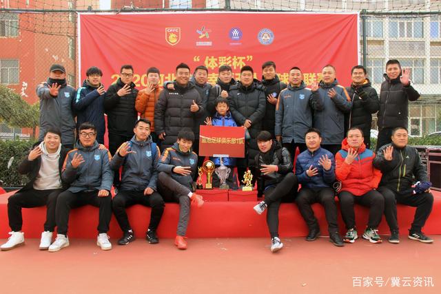 两个老队友捧杯！戈贝尔：恭喜我的兄弟唐斯和克拉克森夺冠🏆